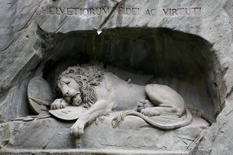 世界上最傷感、最感人的石雕—盧森之獅【原創(chuàng)】 - 晚霞映天 - 晚霞映天的博客